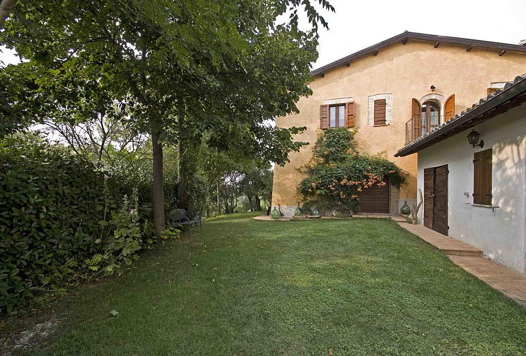 Casale Del Monsignore Spoleto Buitenkant foto