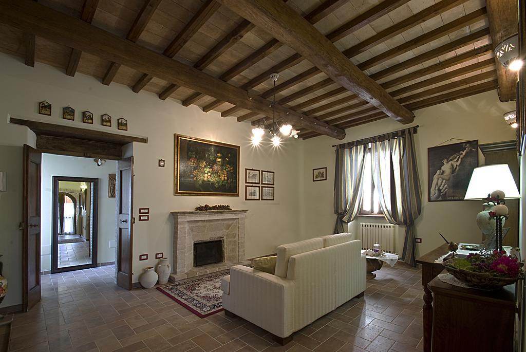 Casale Del Monsignore Spoleto Buitenkant foto