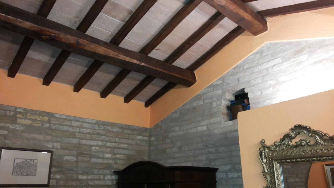 Casale Del Monsignore Spoleto Buitenkant foto
