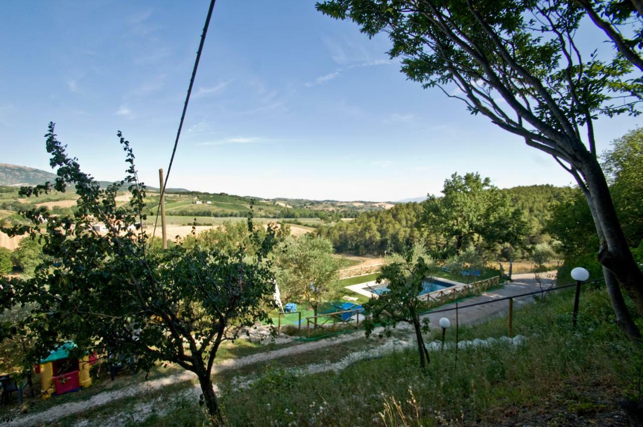 Casale Del Monsignore Spoleto Buitenkant foto